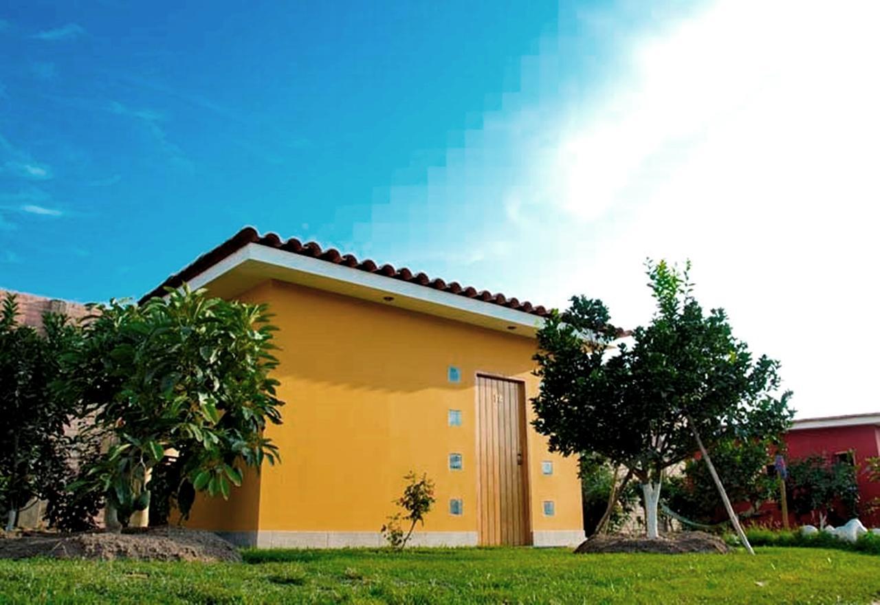 Hotel Villa Kitzia Huacho Eksteriør bilde